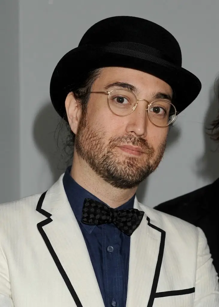 Sean Lennon early life